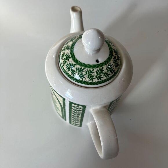 1990s Vintage Arthur Wood, England White Ceramic Teapot w/ Lid African Violets - Picture 5 of 7